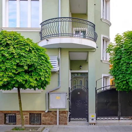 The Olive House - Center - Free Parking Appartement Burgas