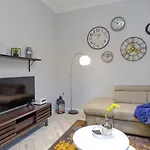 The Olive House - Center - Free Parking Apartment