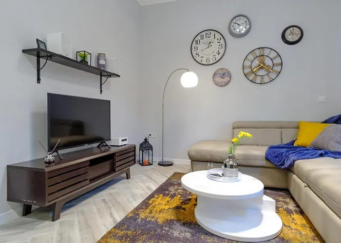 Apartment The Olive House - Center - Free Parking Burgas